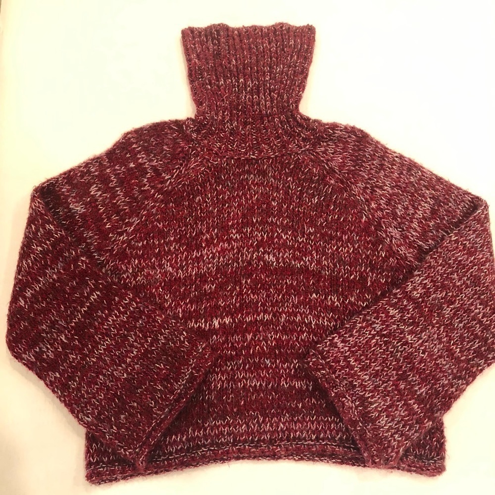 Pink turtleneck - Picture 2 of 4